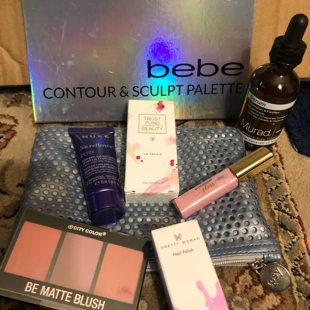 Make up stuff